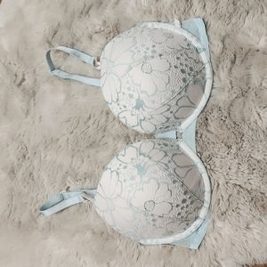 Victoria's Secret lace push up bra
